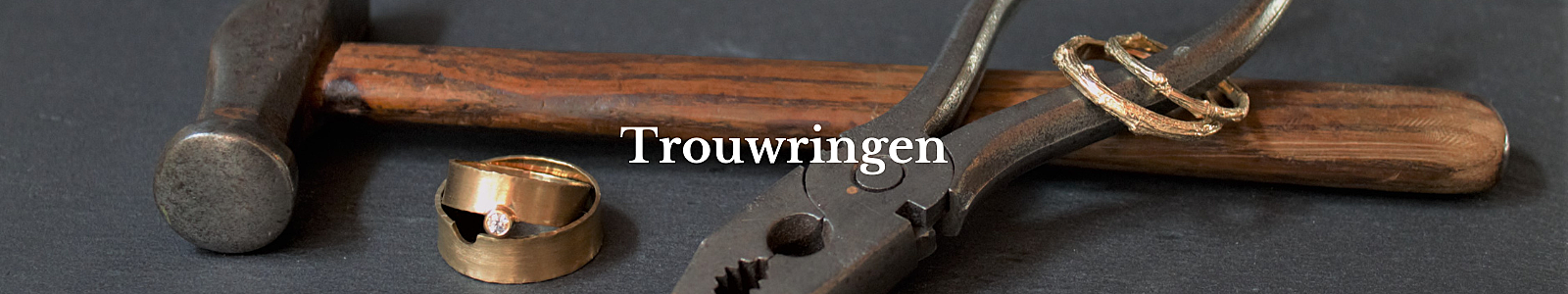 Trouwringen uit de natuur design. Ringen van verschillende soorten goud met of zonder edelstenen. Ook naar persoonlijk ontwerp. Handgemaakt van hoge kwaliteit door Goudsmederij Goedbloed. Ontdek de collectie.