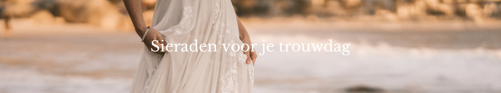 Handgemaakte juwelen voor je trouwdag, bruidssieraden en sieraden voor de bruid en bruidegom. 