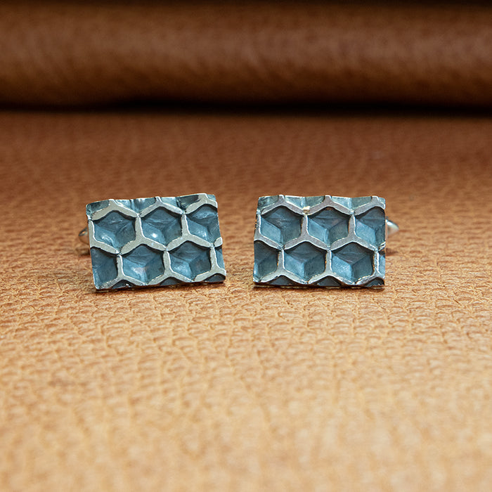 925 Zilveren honingraat manchetknopen. Zwart of wit zilveren variant. handgemaakte manchet knopen uit de Honey collectie van Goudsmederij Goedbloed.